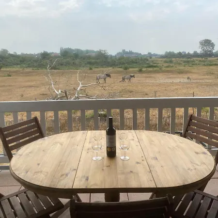 Apartamento D'heyezicht With Parking By Interhome