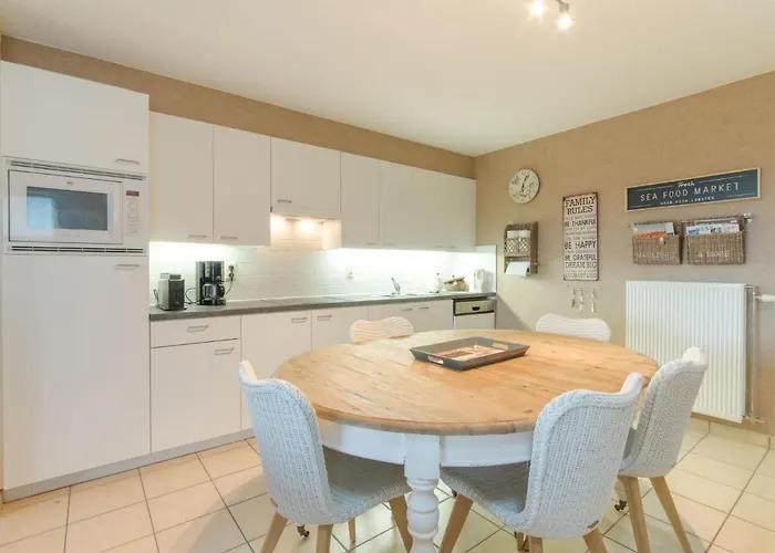 Apartment D'heyezicht With Parking By Interhome